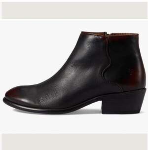 Frye Women's Carson Piping Bootie Black/ Scarlet/ SIZE: 6.5